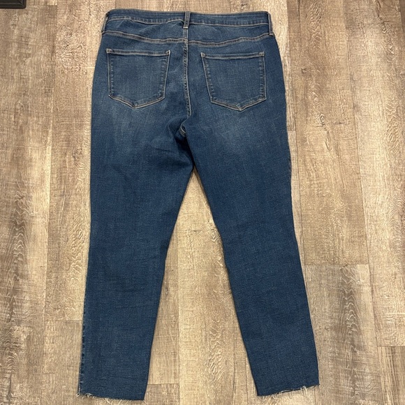 Old Navy Dark Blue Distressed Skinny Jeans - Picture 3 of 3
